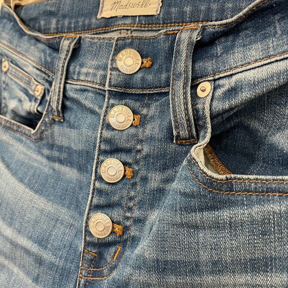 ~ Madewell 25 Jeans Cali Demi-Boot Raw Hem Button Light/Med Blue Wash Women's - Picture 2 of 15